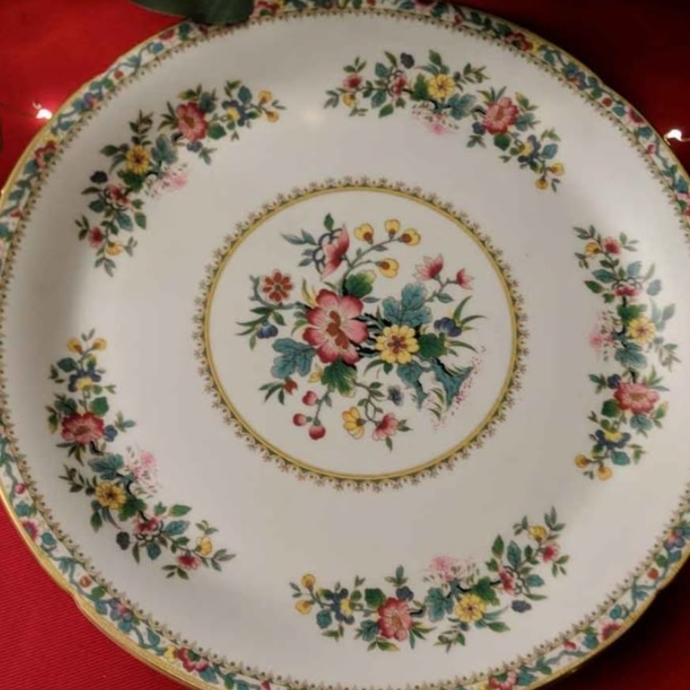 Classic Floral Porcelain Dinner Plate - White with Multicolor Floral Motif